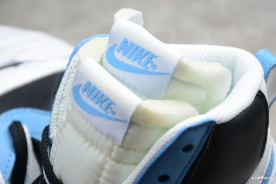 UNIVERSITY BLAZER BV0072-001 SACAI BLUE X MID NIKE 0119